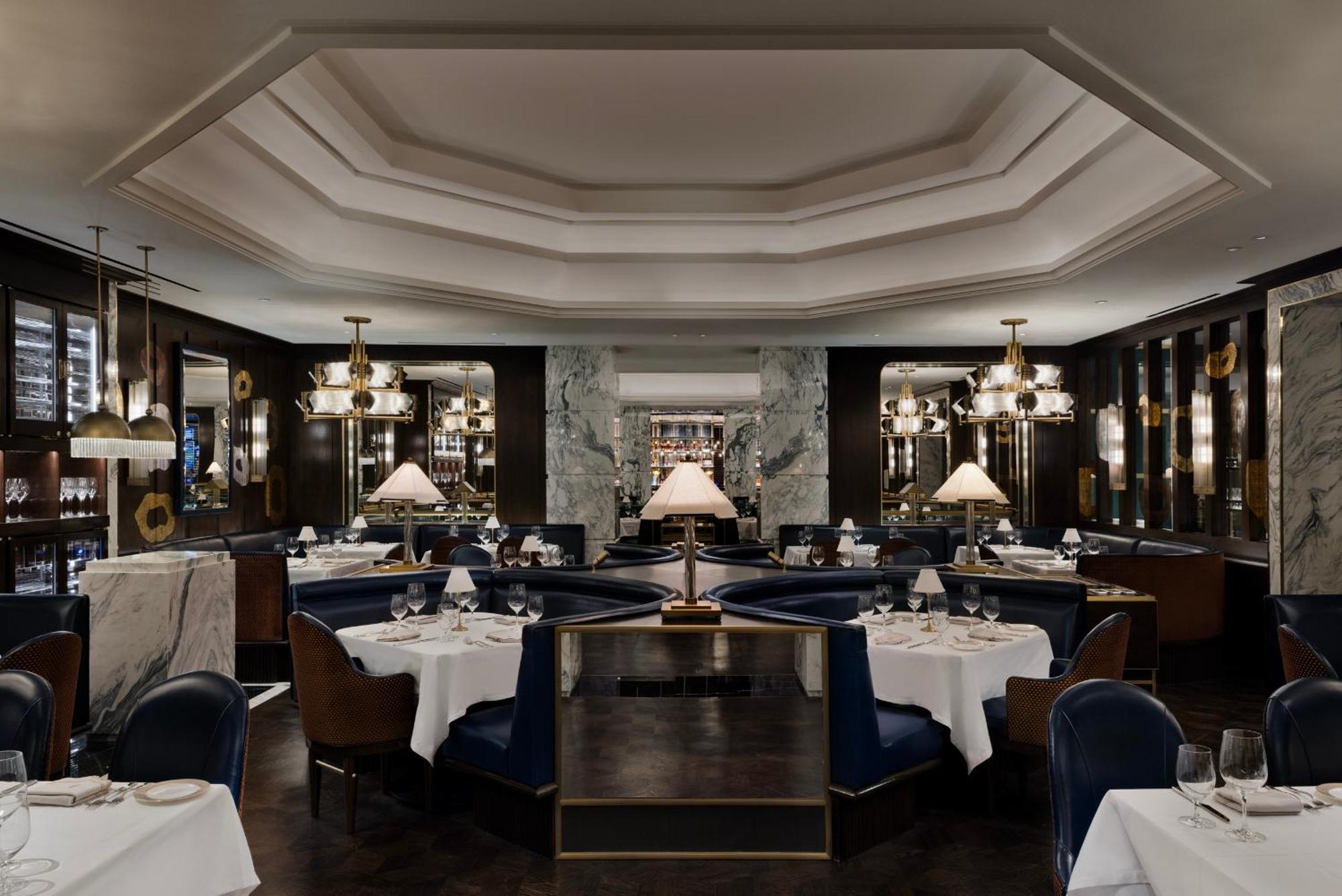 Fontainebleau Лас-Вегас Экстерьер фото The interior of the restaurant